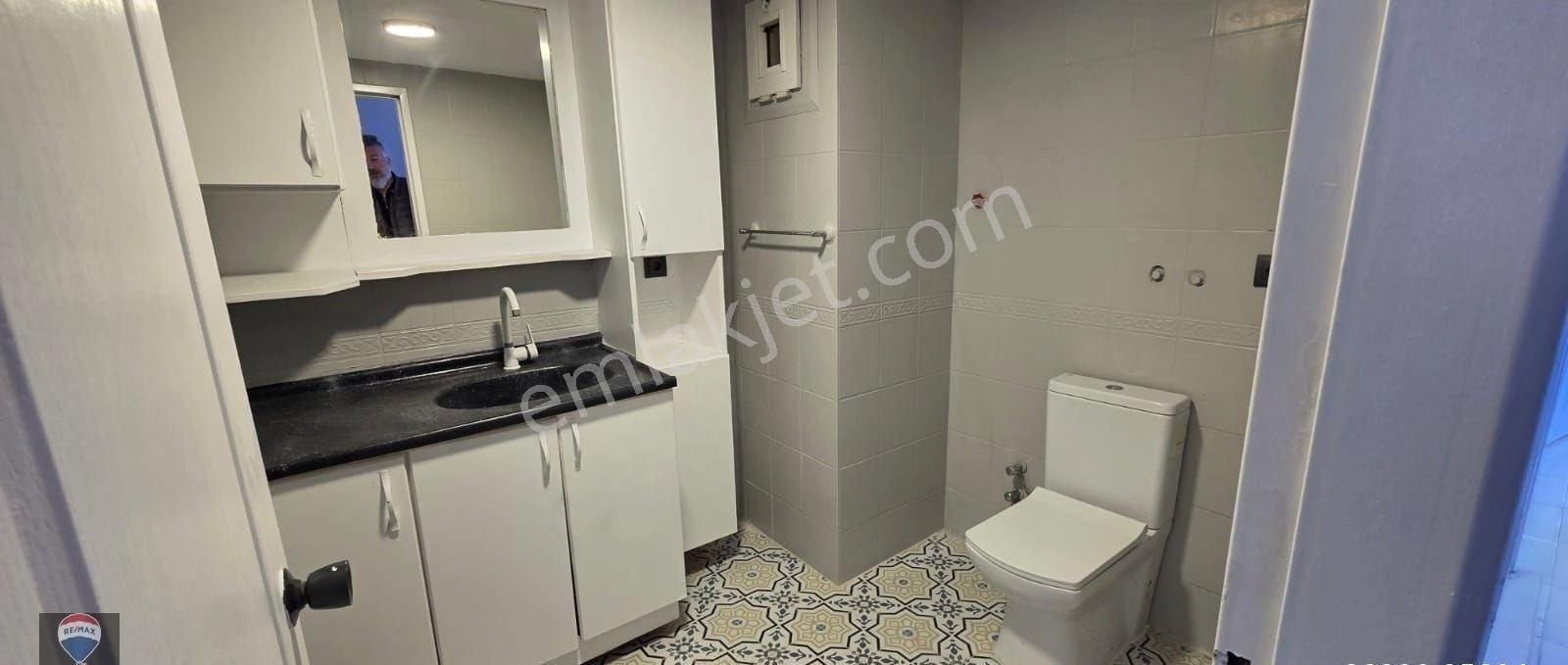 Kuşadası Sahıle 500 Mt Full Denız Manzaralı 3+1 Çatı Dubleks – 60 M² Teraslı,doğalgazlı - Görsel 5