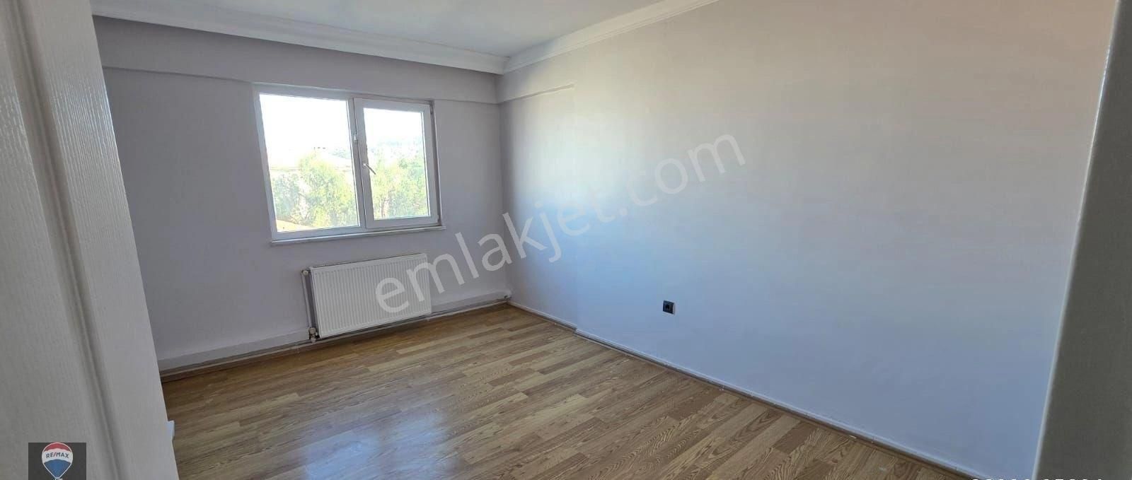 Kuşadası Sahıle 500 Mt Full Denız Manzaralı 3+1 Çatı Dubleks – 60 M² Teraslı,doğalgazlı - Görsel 19