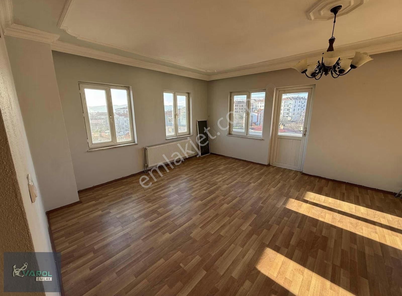 3+1 140m² Doğalgazlı Kiralık Daire - Görsel 11