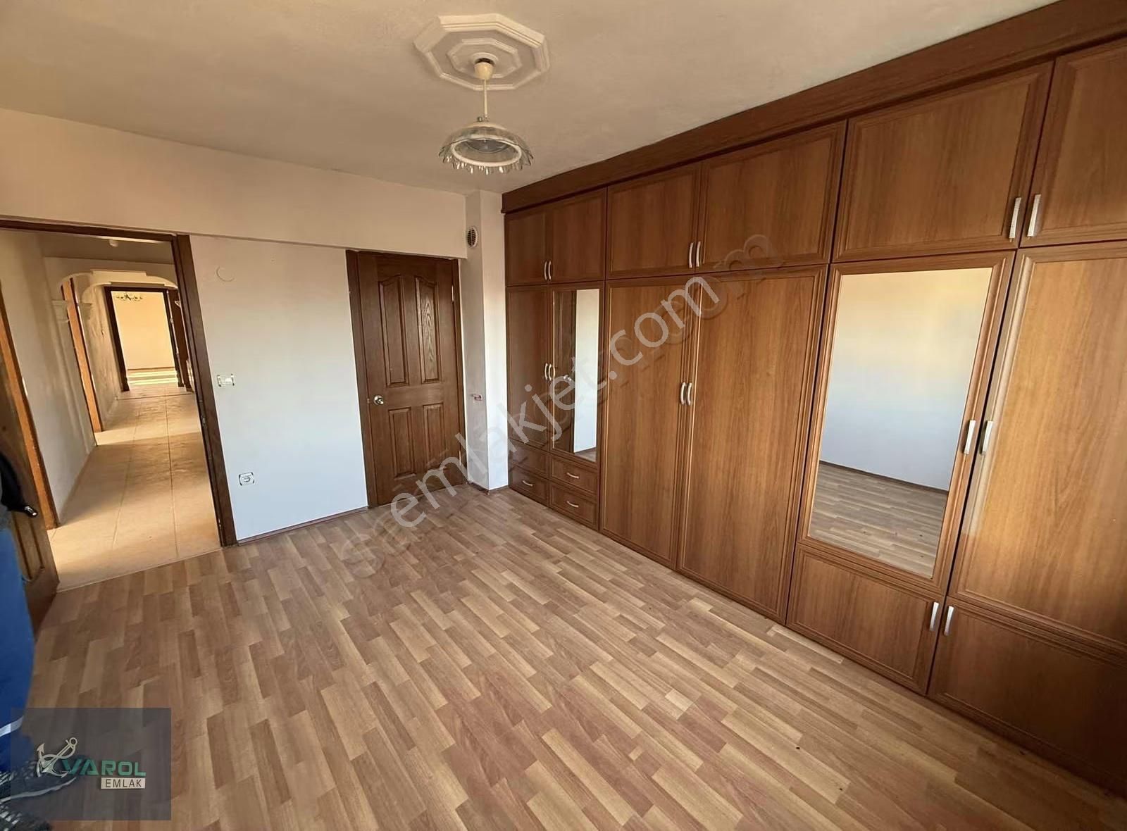 3+1 140m² Doğalgazlı Kiralık Daire - Görsel 19