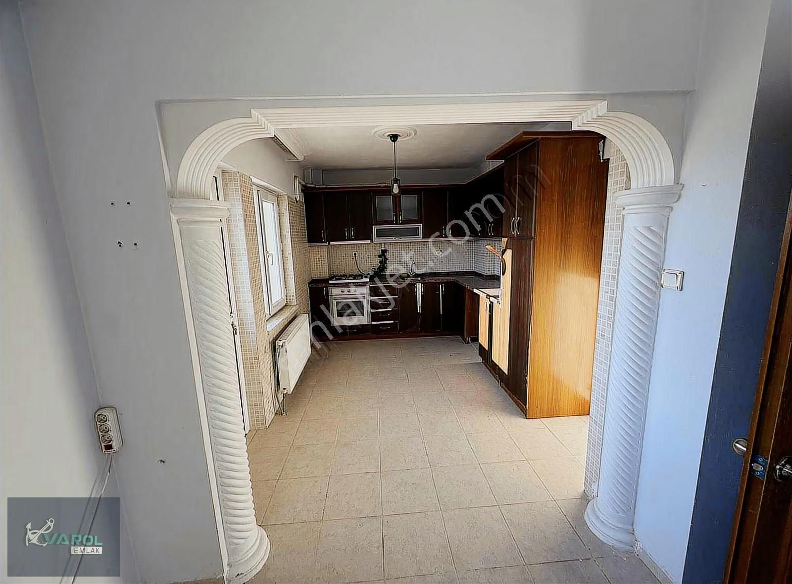 3+1 140m² Doğalgazlı Kiralık Daire - Görsel 9