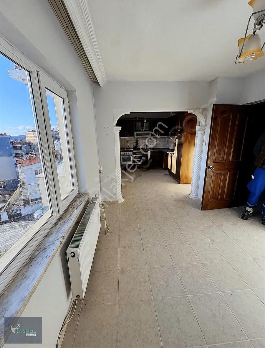 3+1 140m² Doğalgazlı Kiralık Daire - Görsel 17