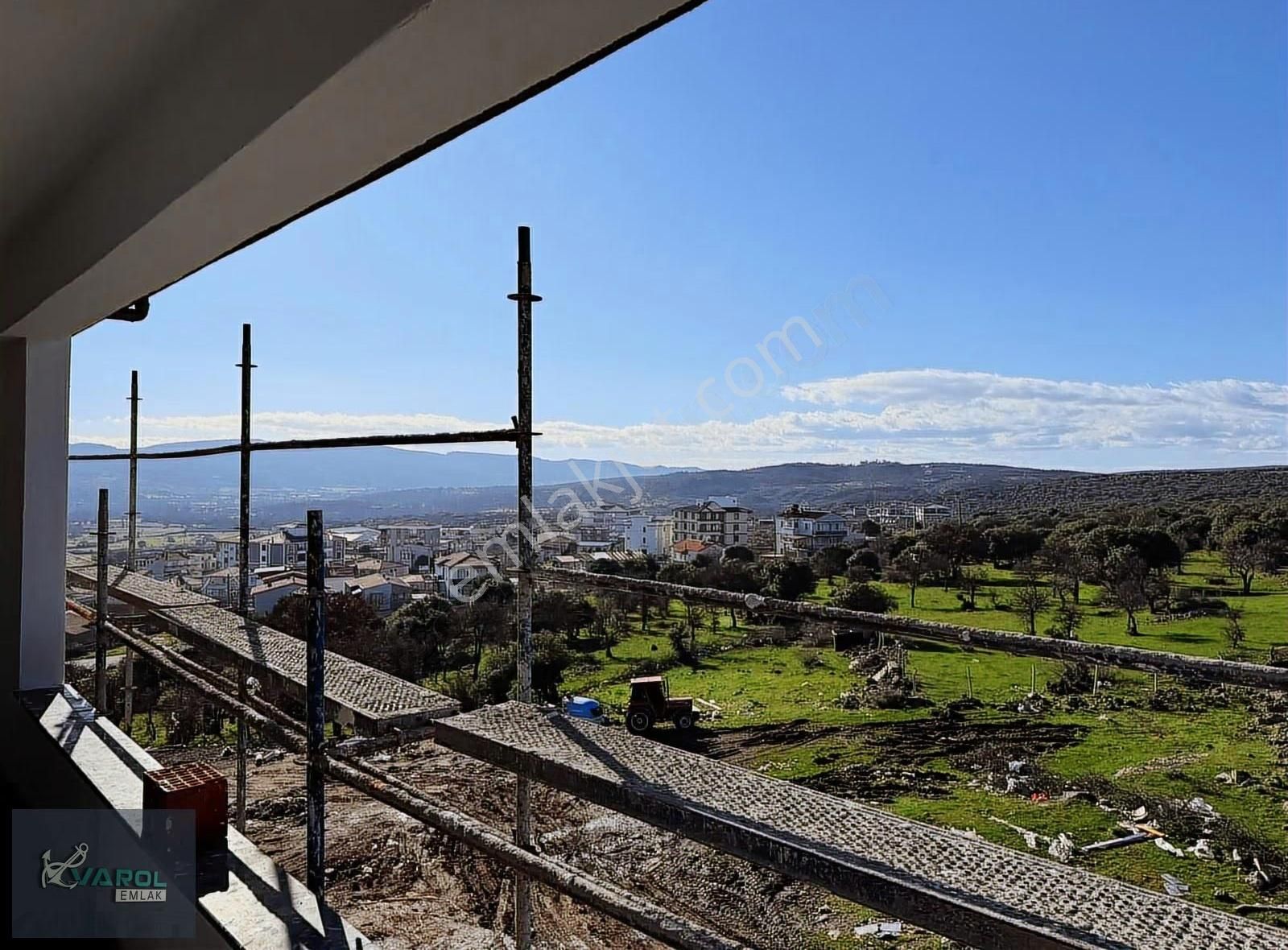 Varol Emlak'tan Ayvacık Hamdibey Mah. Ara Kat 1+1 Sıfır Daire - Görsel 3