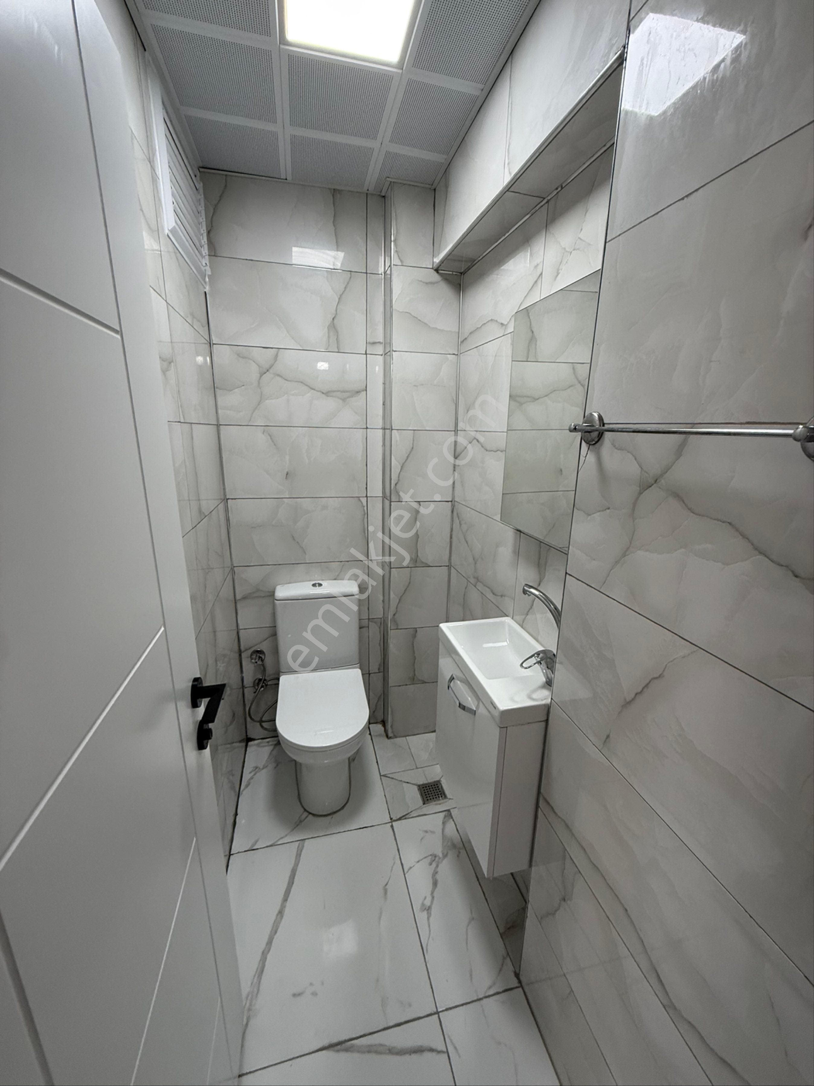 Yenıköy ‘ De Yenilenmiş Kiralık Yüksek Giriş 2+1 Daire - Görsel 11