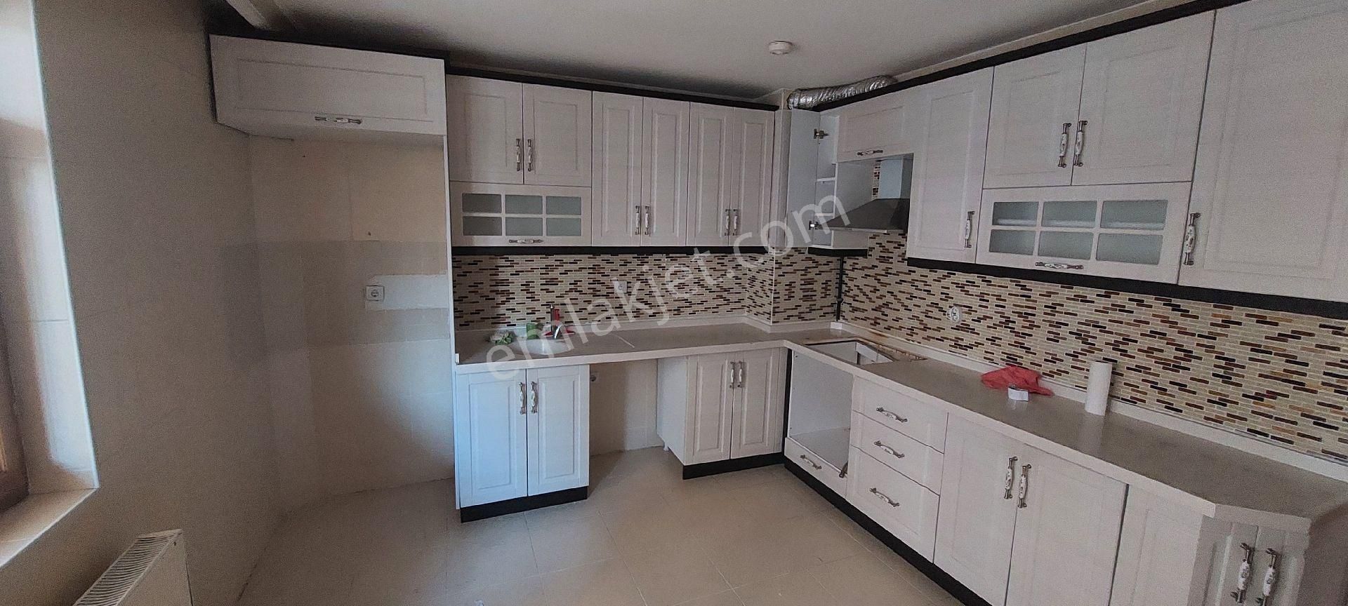 Keçiören Bağlarbaşı Caddeye Yakın 4+1 Asansörlü - Görsel 17
