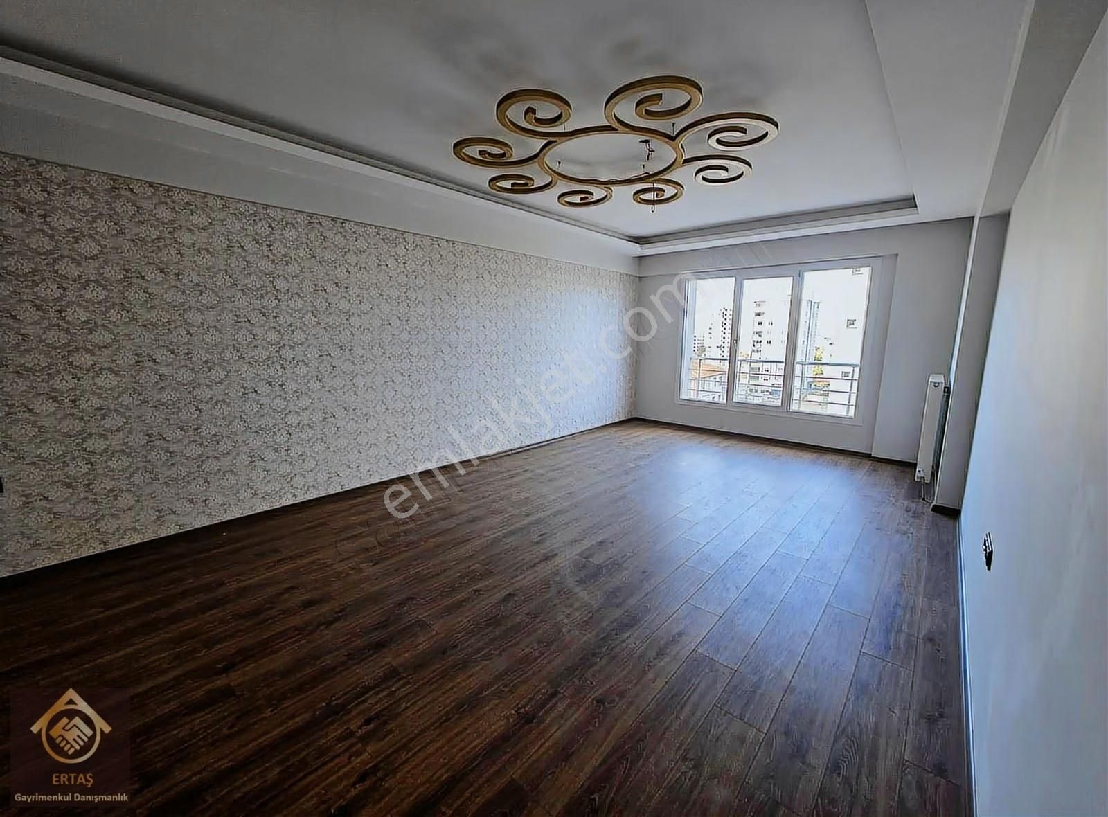 Zümrüt Mahallesinde 4+1 Sıfır Ayarında Satılık Lüks Daire - Görsel 13