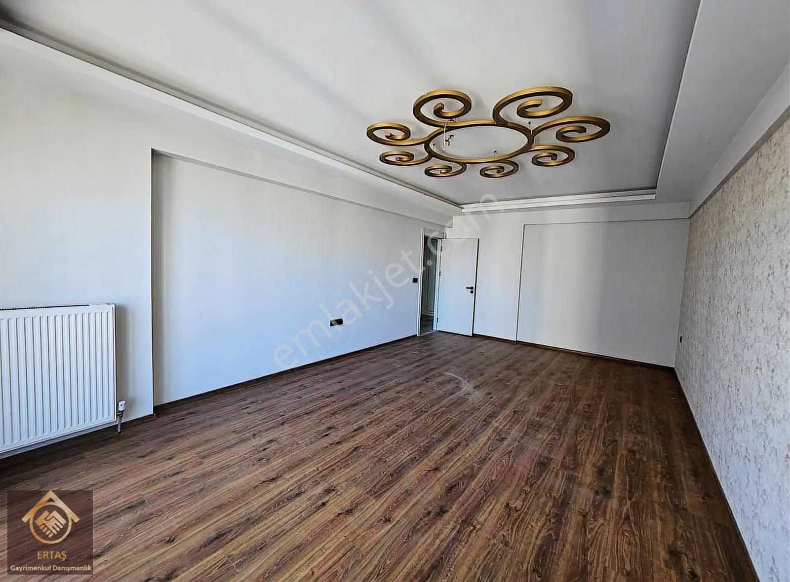 Zümrüt Mahallesinde 4+1 Sıfır Ayarında Satılık Lüks Daire - Görsel 6