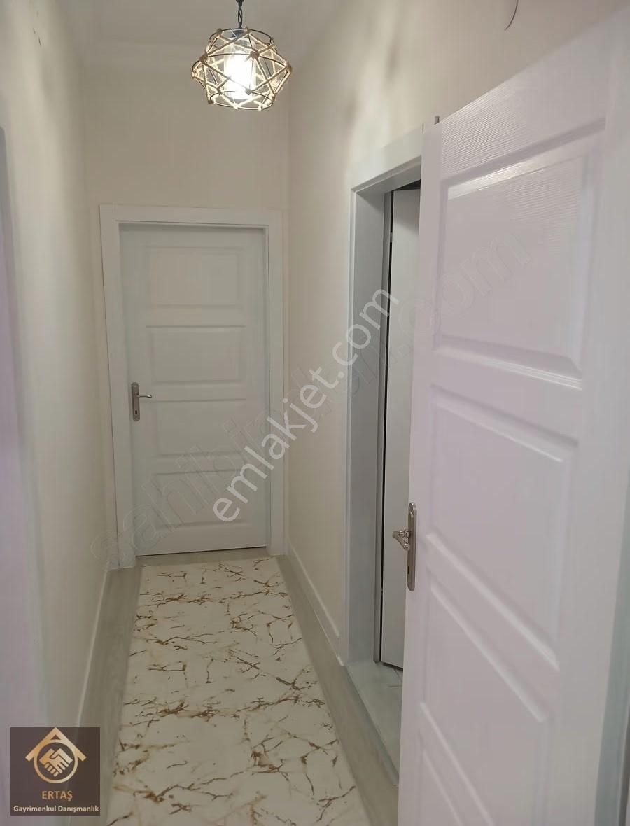 Mithatpaşa Mahallesinde 3+1 Satılık Daire - Görsel 35