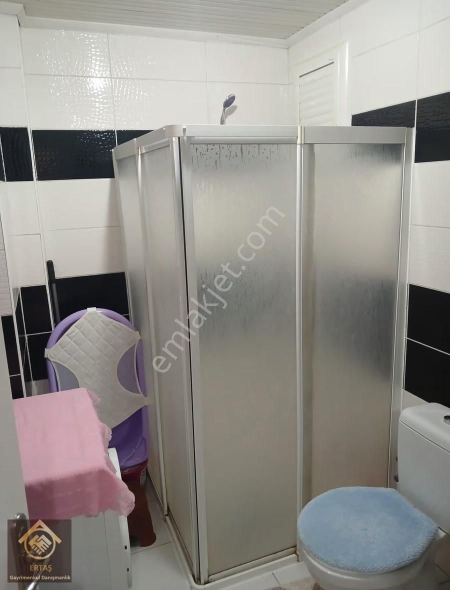 Mithatpaşa Mahallesinde 3+1 Satılık Daire - Görsel 6