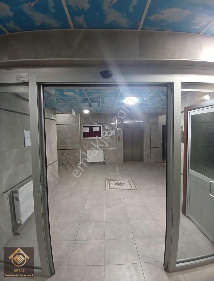 Mithatpaşa Mahallesinde 3+1 Satılık Daire - Görsel 25