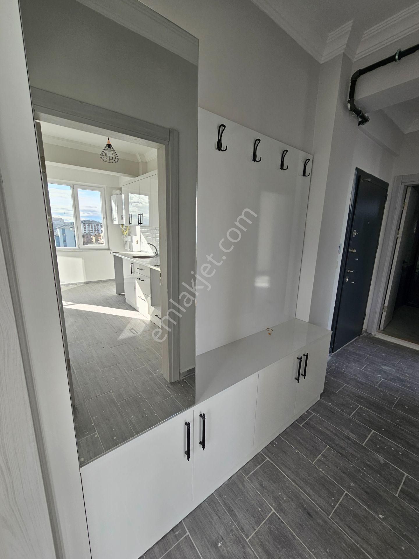 Sahibinden Hastane Caddesinde Kiralık 2+0 Lüks Sıfır Daire - Görsel 18