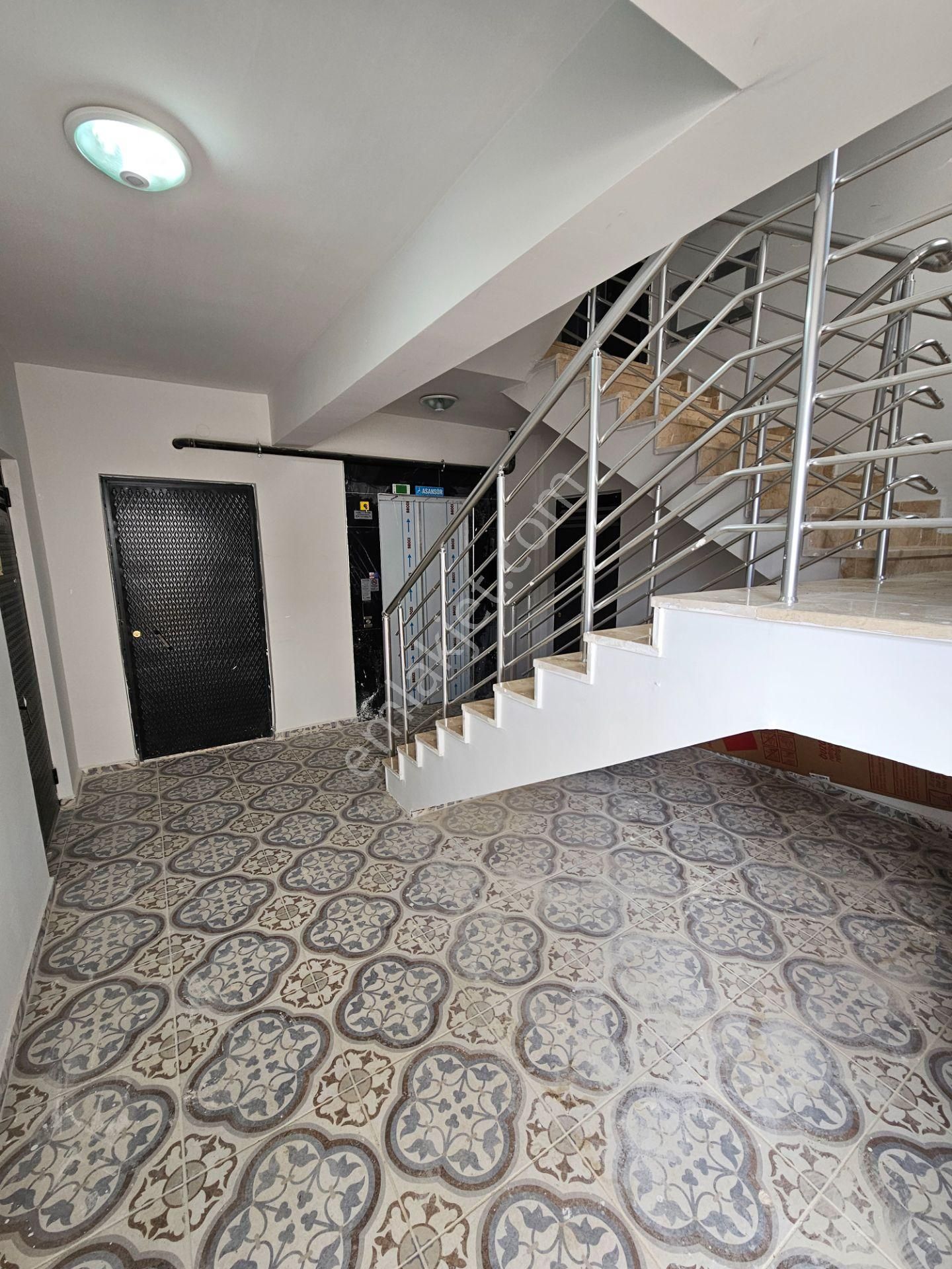 Sahibinden Hastane Caddesinde Kiralık 2+0 Lüks Sıfır Daire - Görsel 28