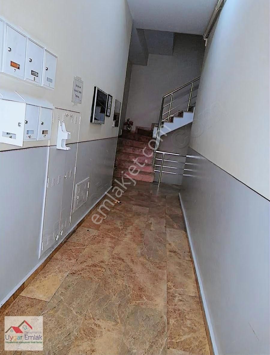 İhsaniyede Cavit Çağlar Okul Yanı Avm Yanıdır Çarşı İçidir - Görsel 6