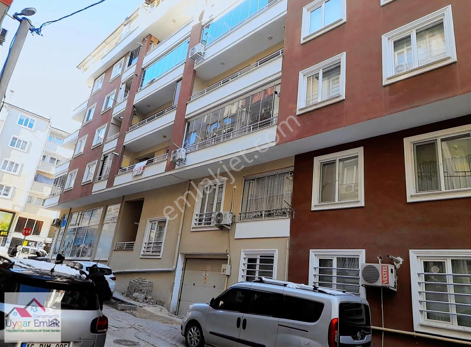 İhsaniyede Cavit Çağlar Okul Yanı Avm Yanıdır Çarşı İçidir - Görsel 21