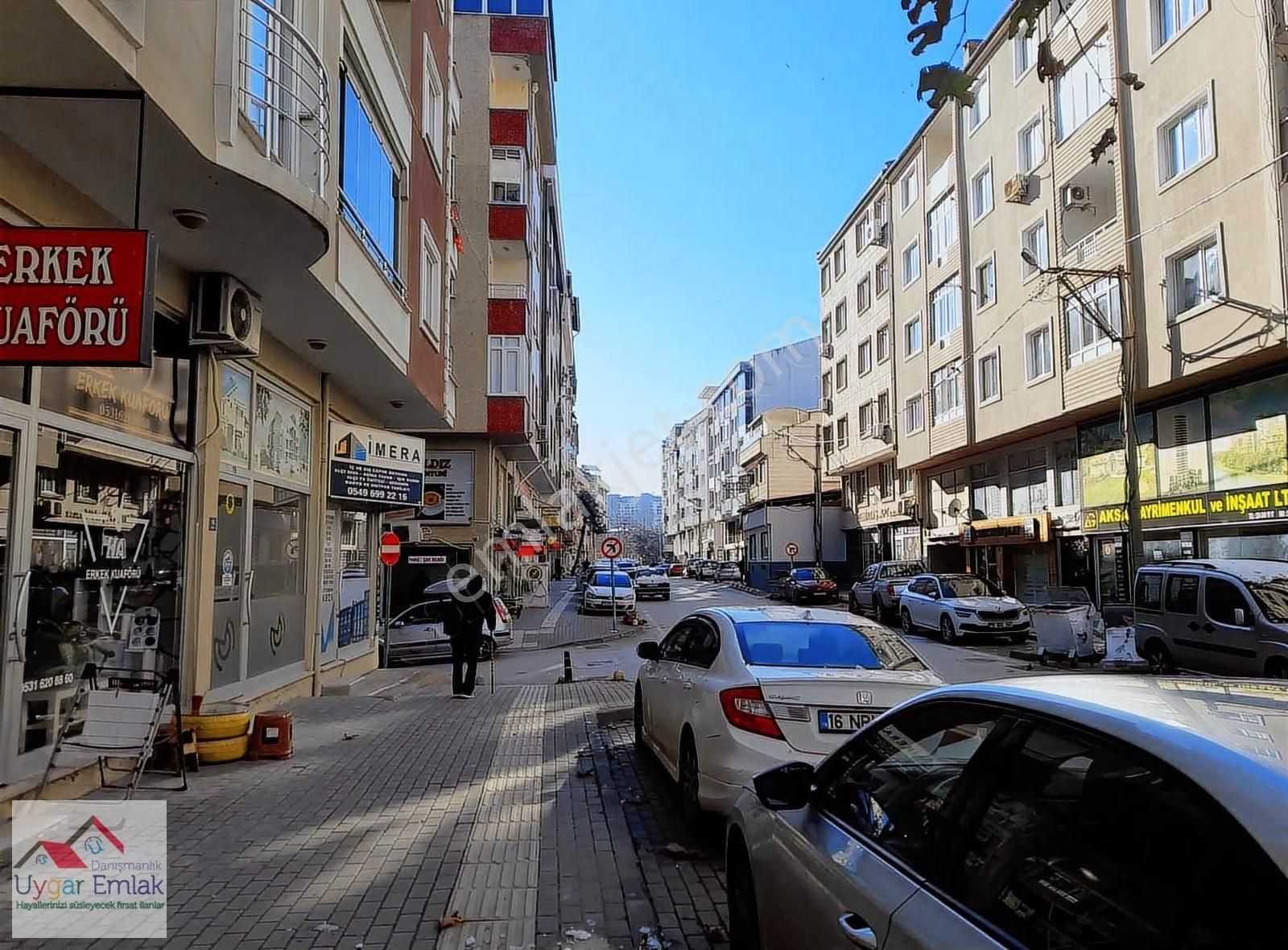 İhsaniyede Cavit Çağlar Okul Yanı Avm Yanıdır Çarşı İçidir - Görsel 2