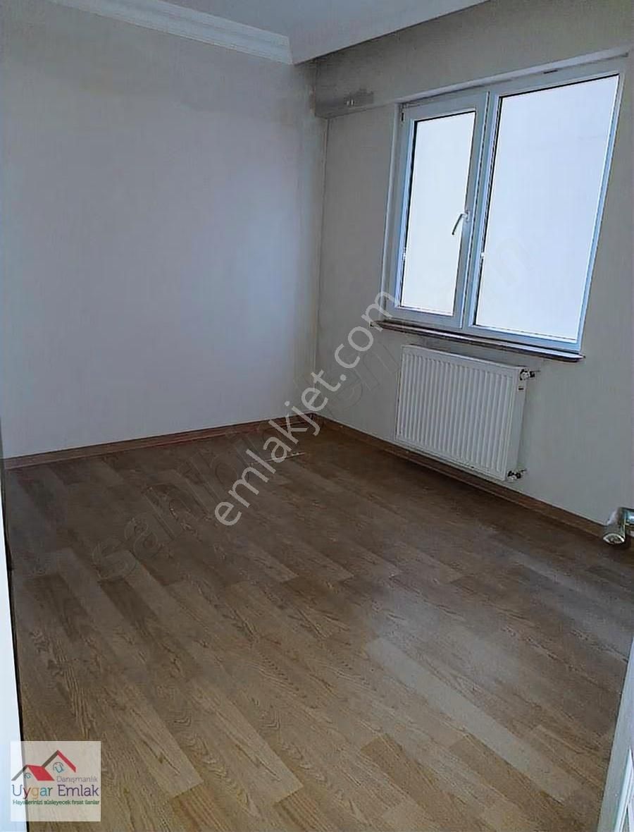 İhsaniyede Cavit Çağlar Okul Yanı Avm Yanıdır Çarşı İçidir - Görsel 13