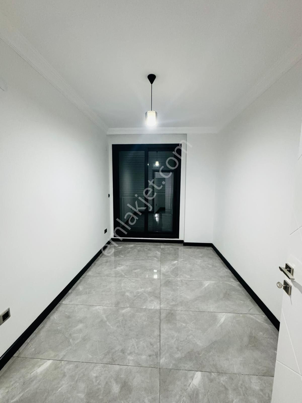 Didimde Satılık Havuzlu Güvenlikl Sitede Bahçeli Uygun Şık Villa - Görsel 34