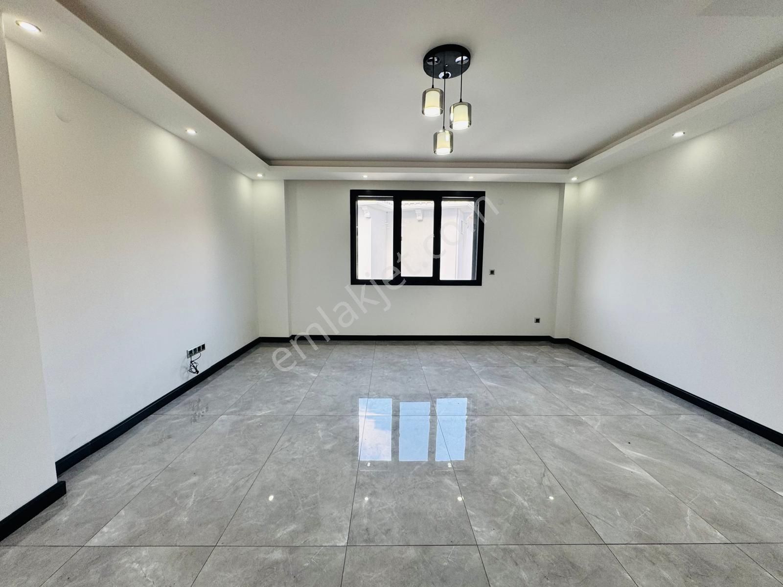 Didimde Satılık Havuzlu Güvenlikl Sitede Bahçeli Uygun Şık Villa - Görsel 25