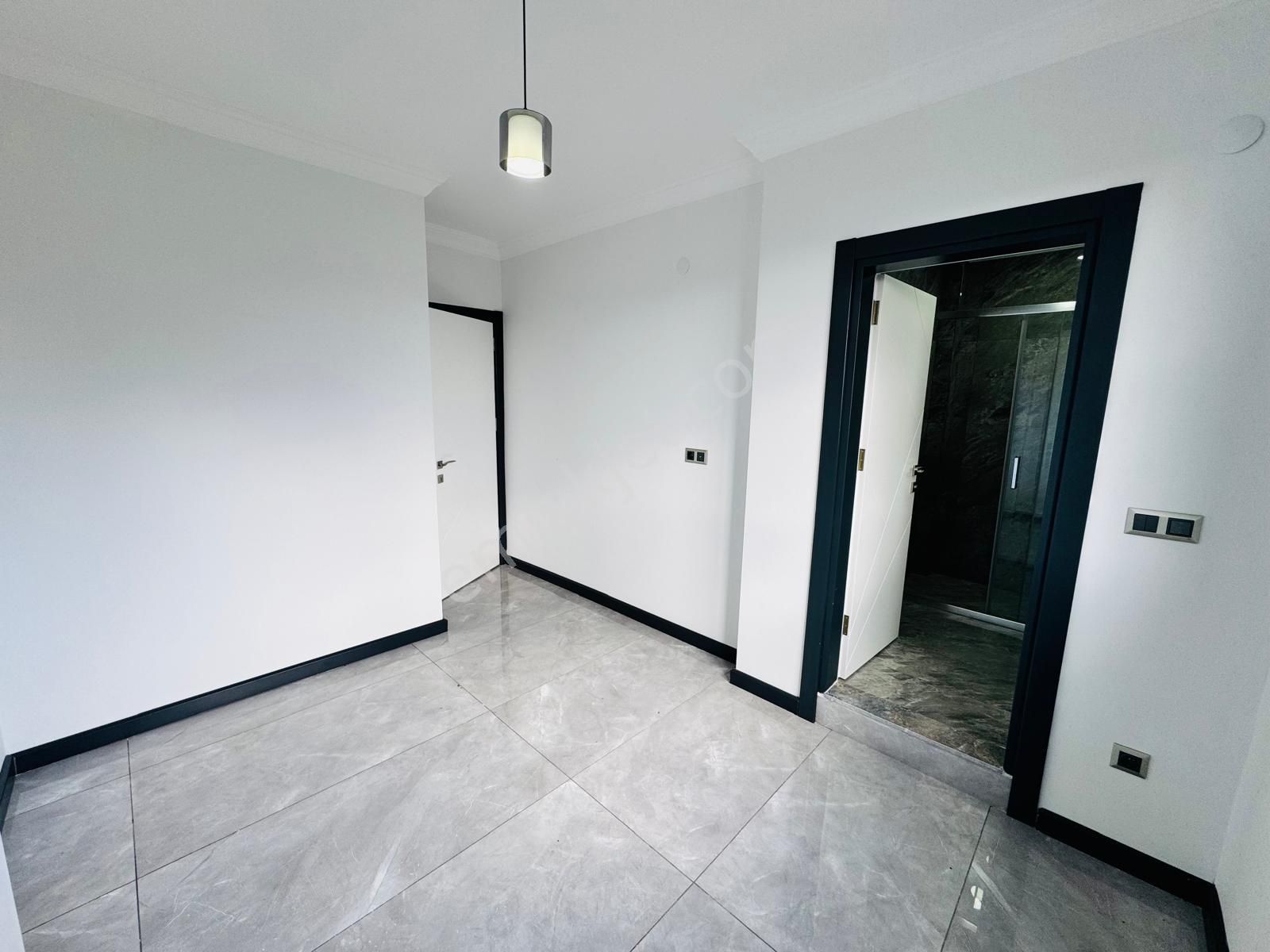 Didimde Satılık Havuzlu Güvenlikl Sitede Bahçeli Uygun Şık Villa - Görsel 21