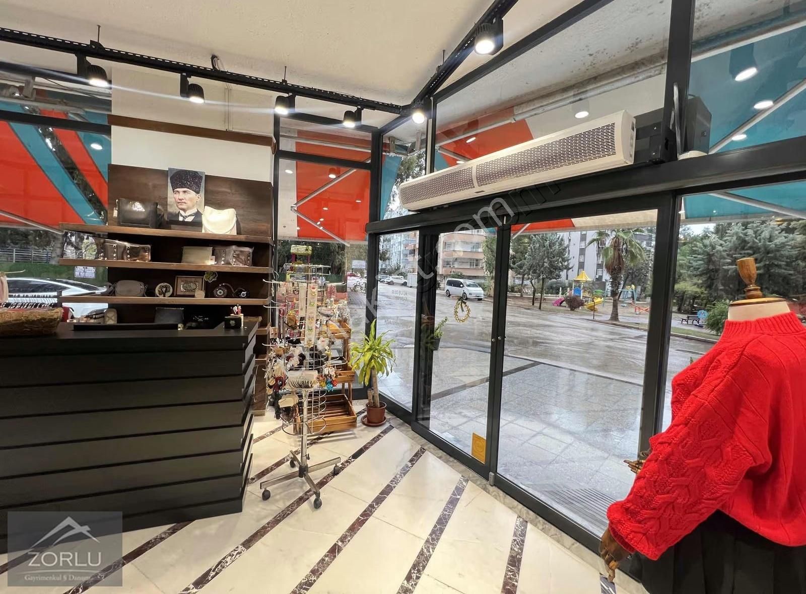 Zorlu'dan Süleymandemirele Yakın Pazar Karşısında İş Yeri Dükkan