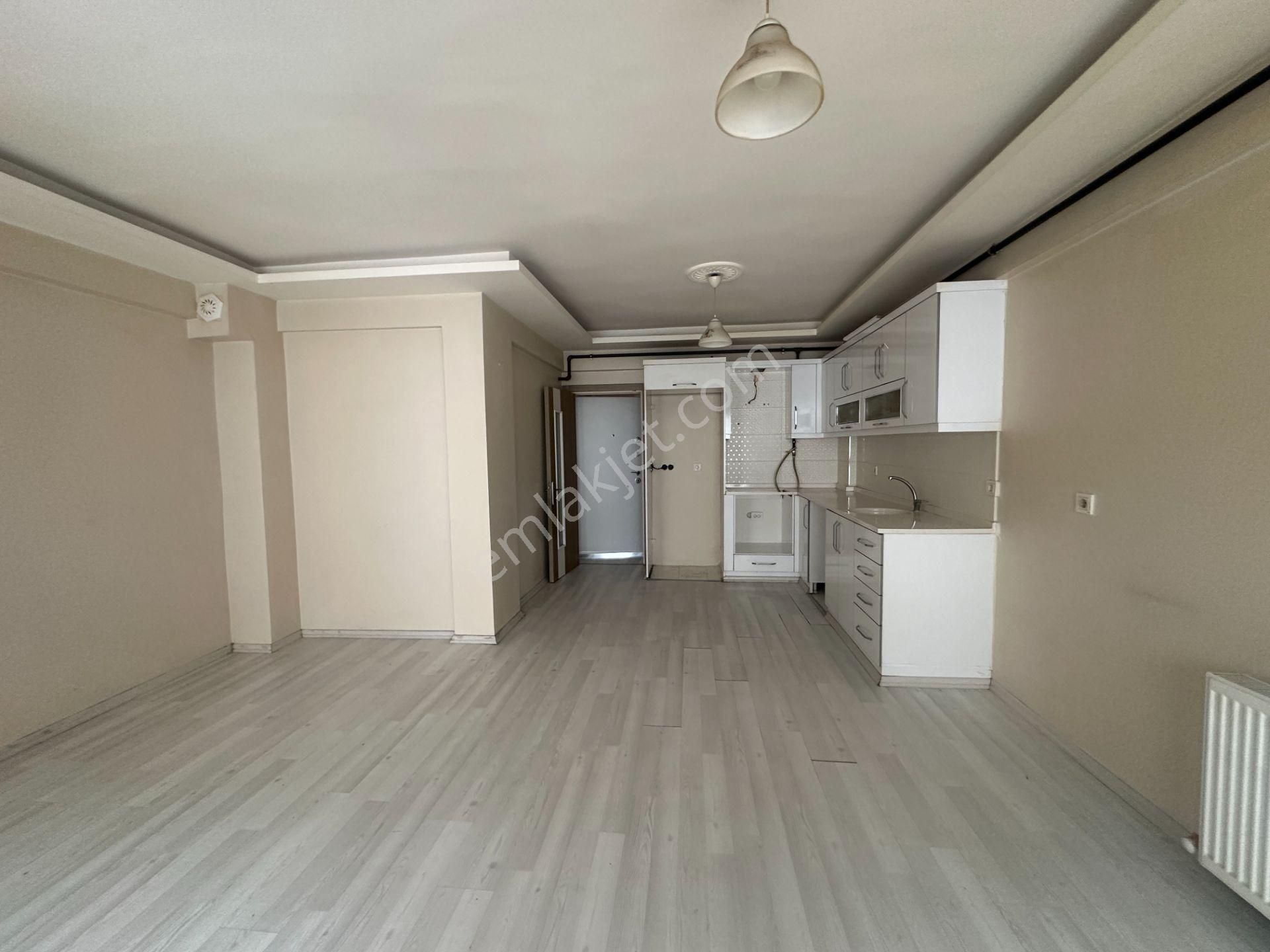 Çalışkan__dan Aydın Mah Merkezi Konum Doğalgazlı 2+1 Kiralık Daire - Görsel 2