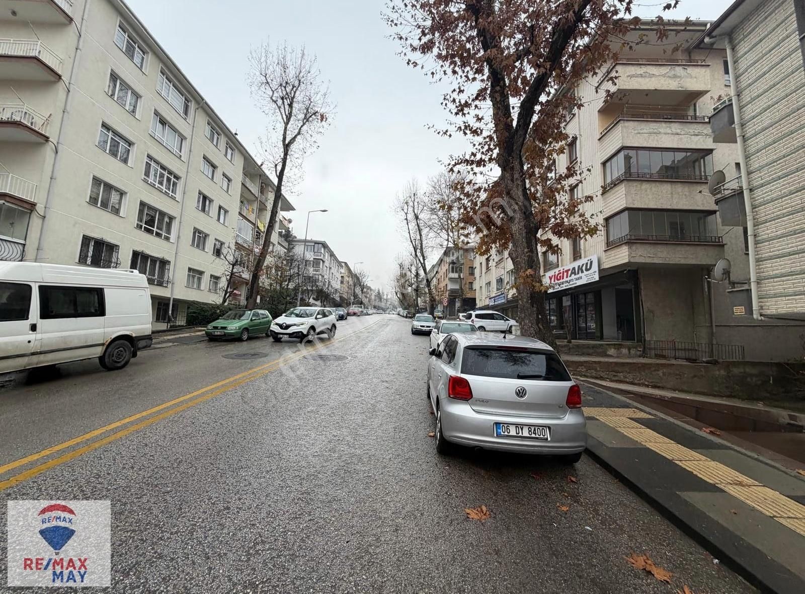 Dikmen Harbiye Mahallesinde 3+1 Satılık Daire - Görsel 8