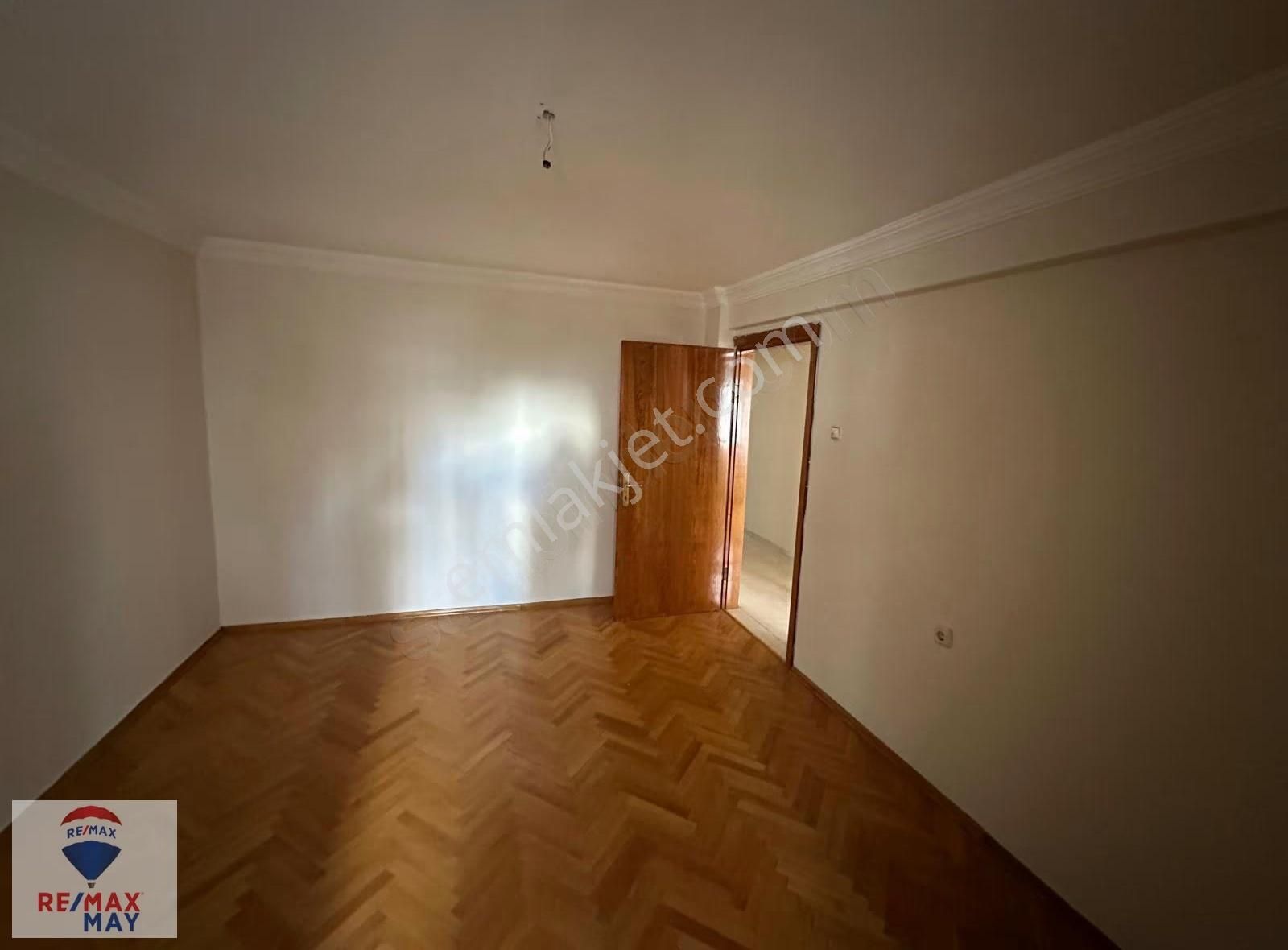 Sancak Mahallesinde Kiralık 4+1 Daire - Görsel 32