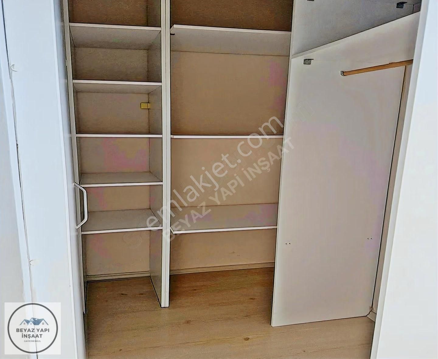 Beyaz Yapı'dan Masrafsız Açık-kapalı Otoparklı 2+1 Ara Kat Daire - Görsel 2