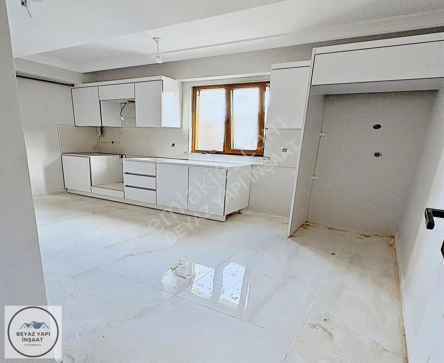 ( Beyaz Yapı'dan Cadde Üzeri Okul Market Ulaşımın Dibinde 2+1 ( - Görsel 4