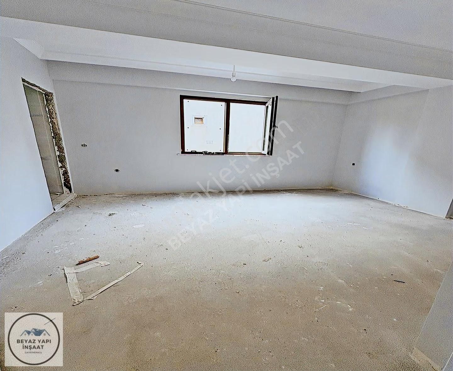 ( Beyaz Yapı'dan Cadde Üzeri Okul Market Ulaşımın Dibinde 2+1 ( - Görsel 2