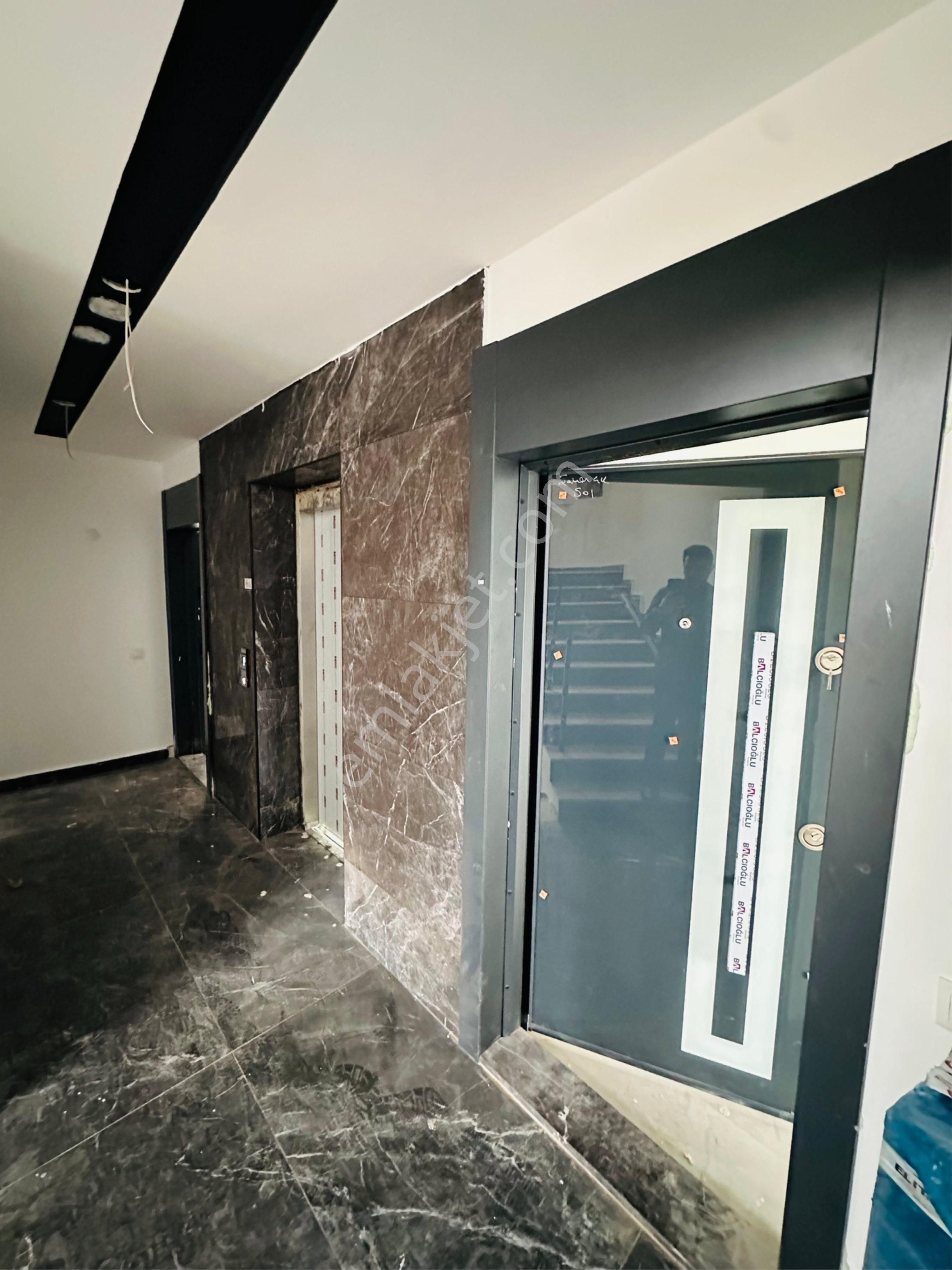 Kepez Mehmet Akifte 5 Kat 2+1 110m2 Caddeüstü Sıfır Asansörlü Ultra Lüks Satılık Daire - Görsel 35