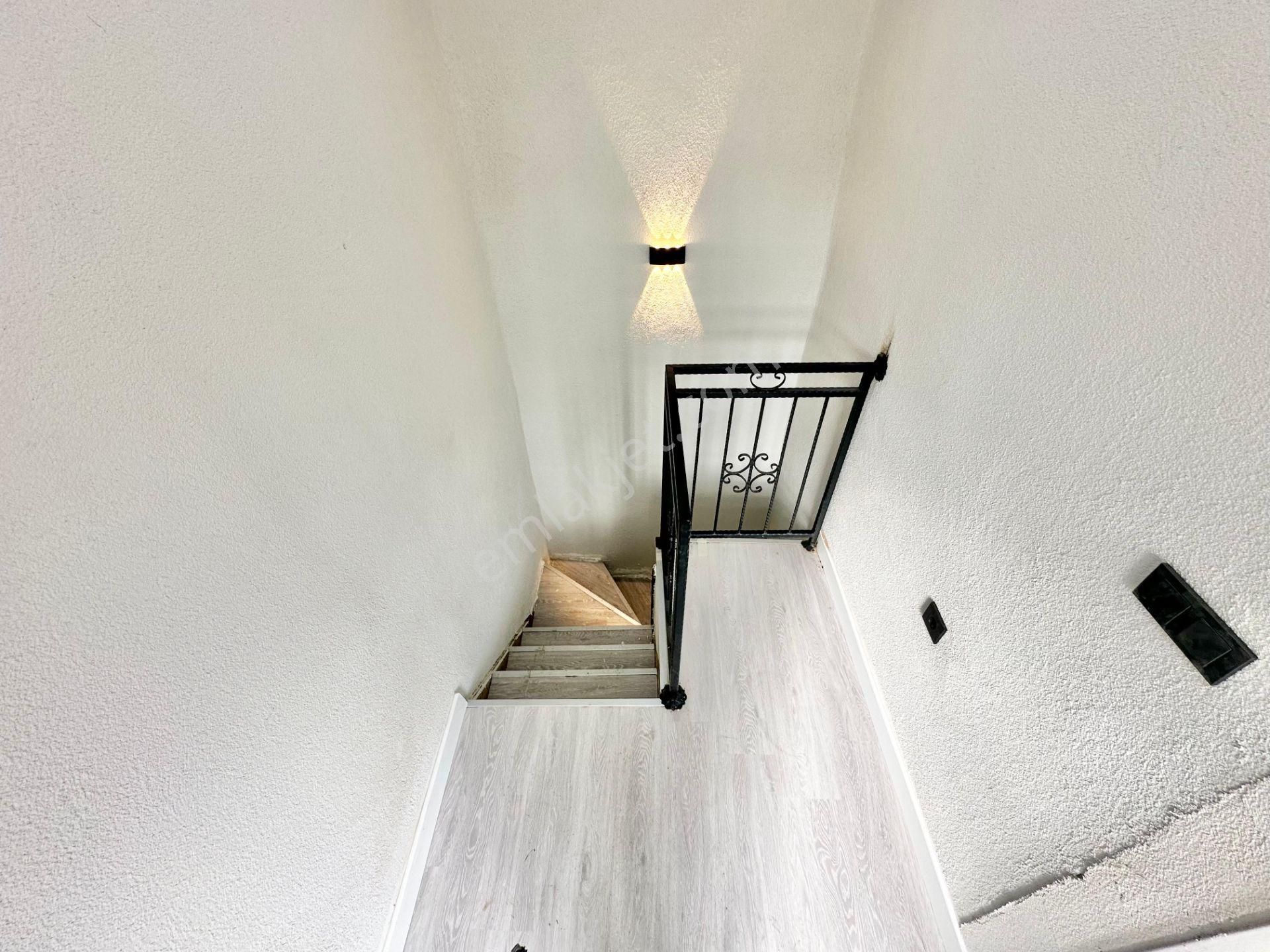 ꧁ay Emlaktan꧂kızılkeçili'de Geniş Bahçeli Özel Konseptli Şık Dizaynlı Dubleks Köy Evi - Görsel 22