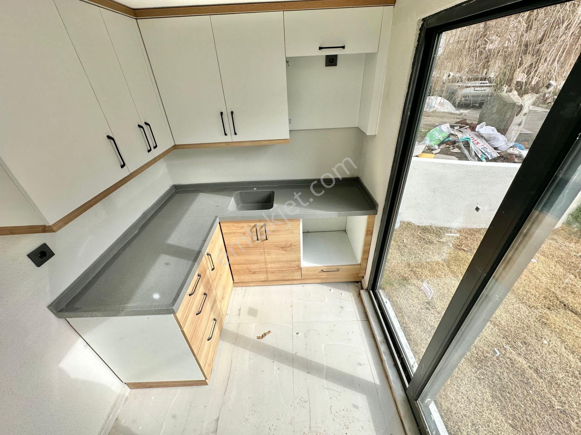 ꧁ay Emlaktan꧂kızılkeçili'de Geniş Bahçeli Özel Konseptli Şık Dizaynlı Dubleks Köy Evi - Görsel 7