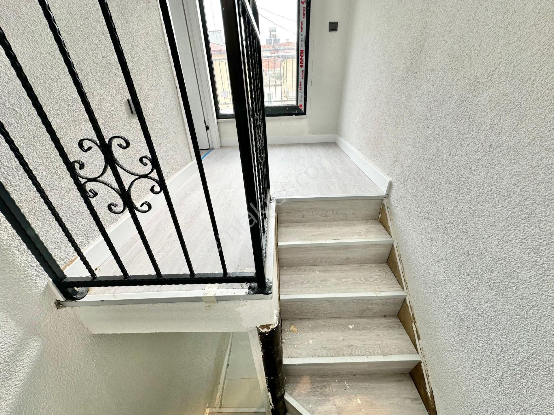 ꧁ay Emlaktan꧂kızılkeçili'de Geniş Bahçeli Özel Konseptli Şık Dizaynlı Dubleks Köy Evi - Görsel 21