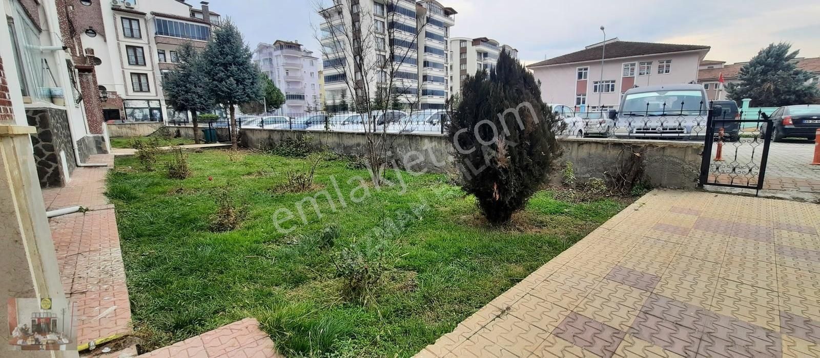 Karşıyaka İlkokulu Karşısında Kiralık 3+1 Daire
