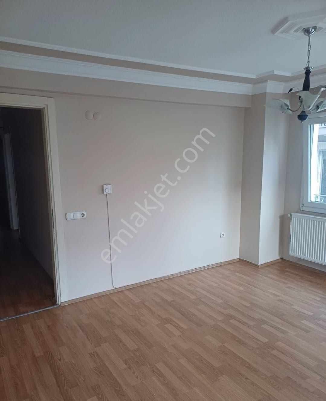 Aydın Soke Yenicamii Mahallesinde 3+1 140 M2 Dogalgazlı Kıralık Daıre - Görsel 3