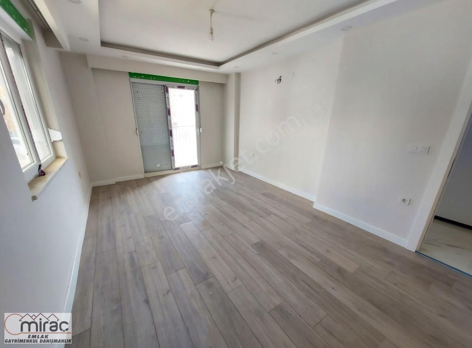 Emek Mahallesinde 2+1 Y.giriş Asansörlü Sıfır Daire - Görsel 11