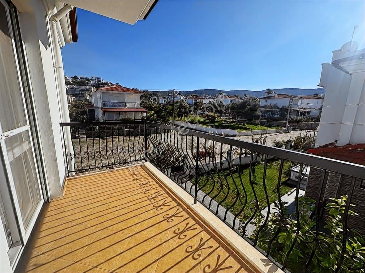 Denize 600 Metre Mesafede 4+1 Tam Müstakil Havuzlu Villa - Görsel 28