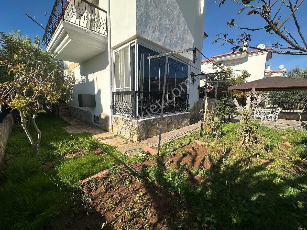 Denize 600 Metre Mesafede 4+1 Tam Müstakil Havuzlu Villa - Görsel 19