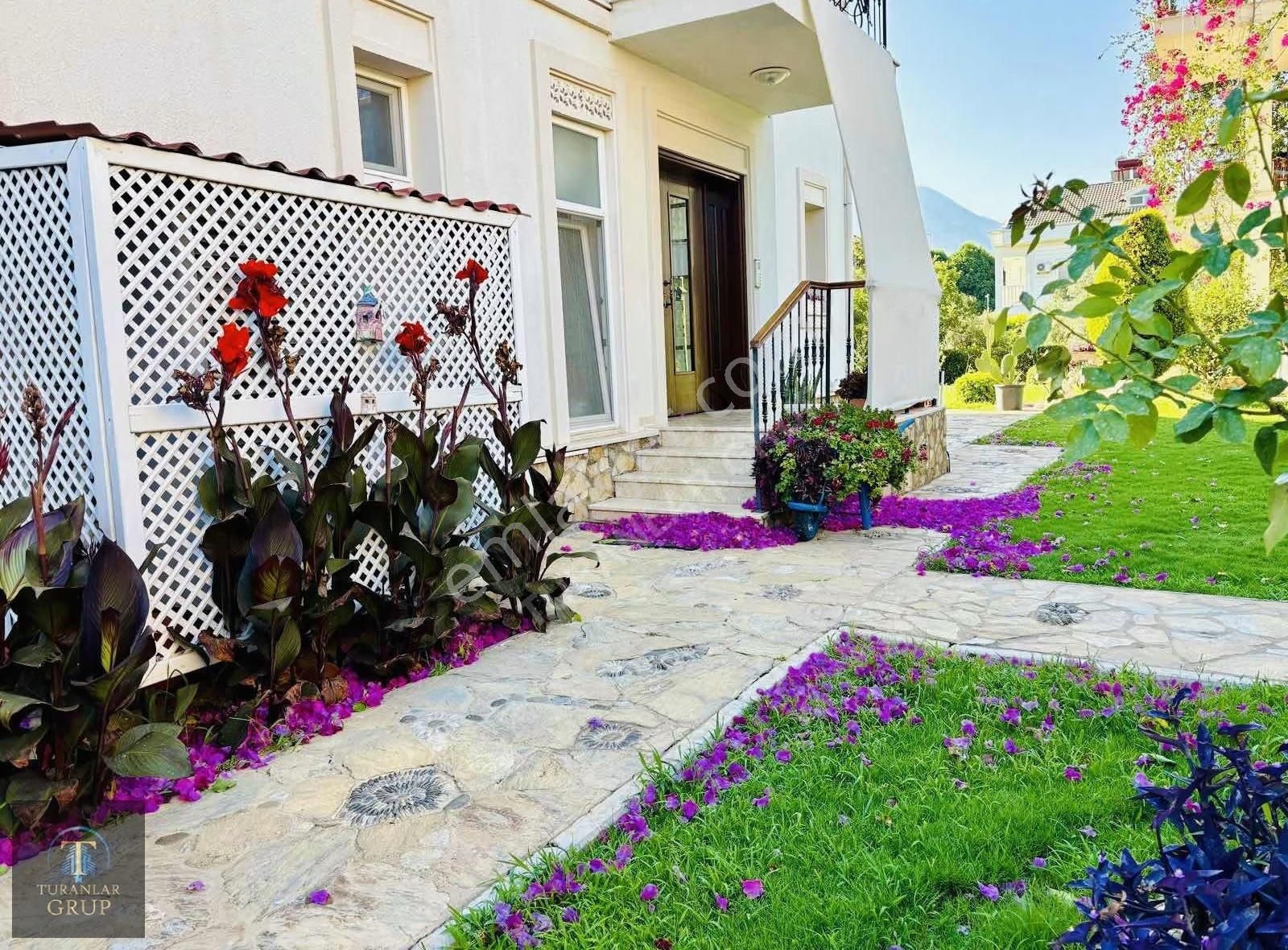 Turanlar Gruptan Kiralık Foça Mh Lüks Full Eşyalı Daire - Görsel 12