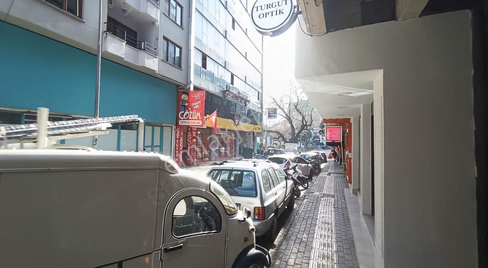 Bursa Emlak Alem-i Çarşı Merkezinde 50 M2 Pasaj İçinde Kiralık - Görsel 23