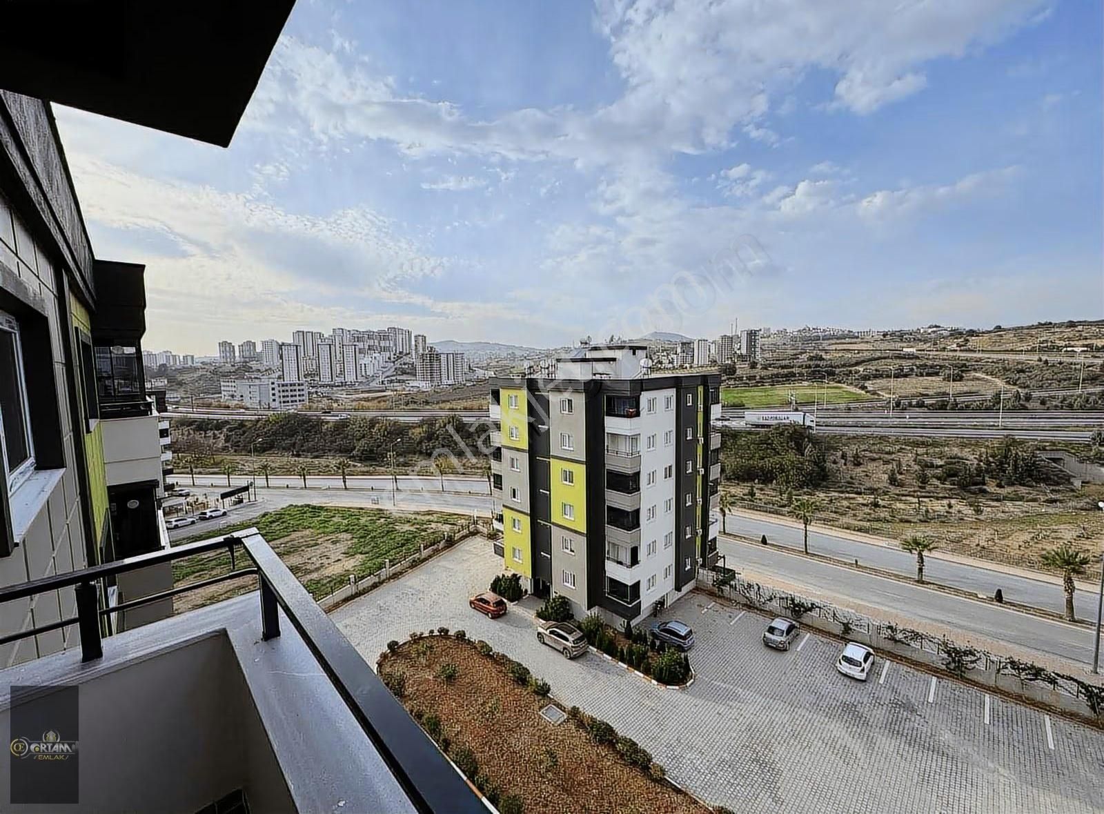 Ortam Emlak'tan Şehitlertepesi Yaşam Park 4+1 140m2 Sıfır Daire - Görsel 4