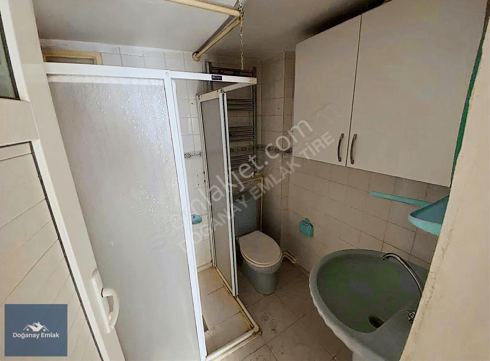 Doğanay Emlaktan Tire De Kiralık 3+1 Doğalgazlı Daire