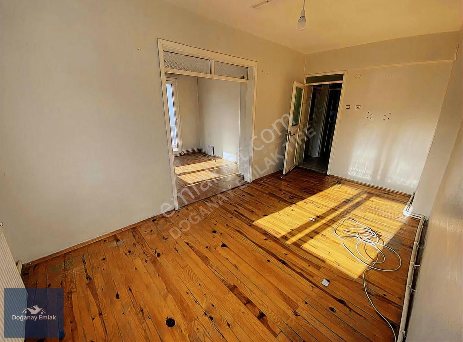 Doğanay Emlaktan Tire De Kiralık 3+1 Doğalgazlı Daire - Görsel 3