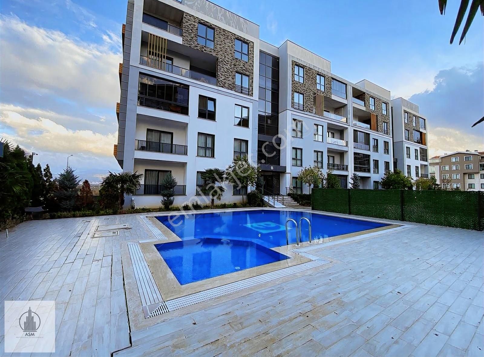 Asm'den Havuzlu 3+1 Dubleks Fırsat Daire