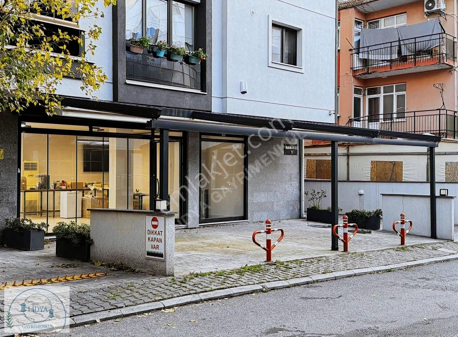 Sgk Karşısı 120 M2 Tam Donanımlı Bahçeli Depolu Sıfır Dükkan