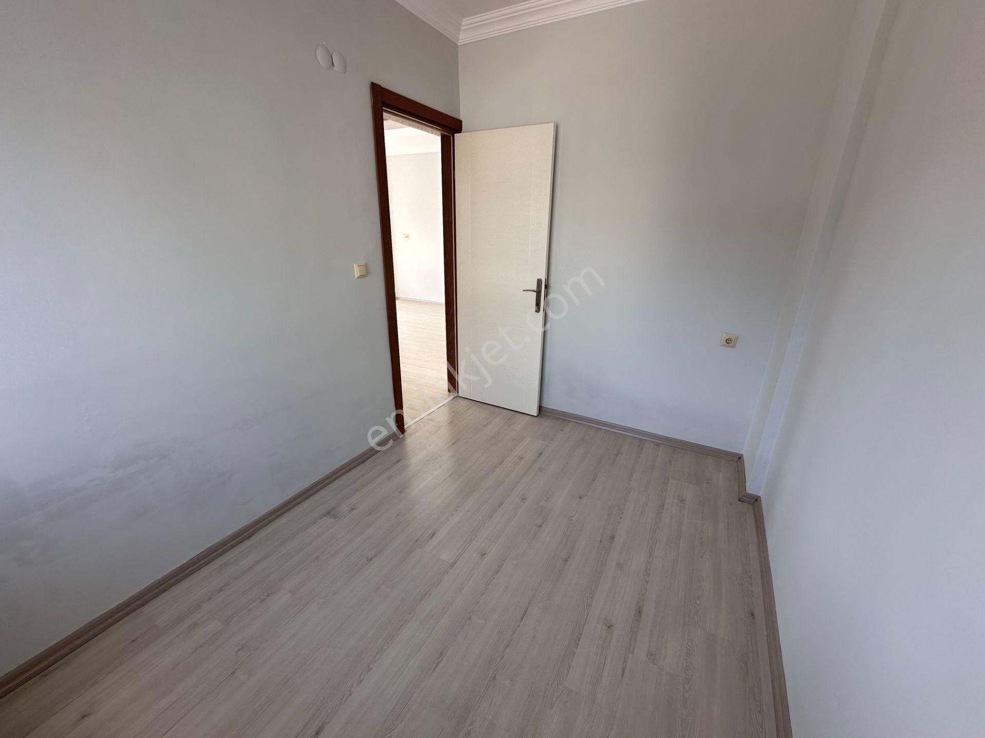 Değirmendere'de Havuzlu Site İçerisinde Uygun Fiyatlı Kiralık 2+1 Daire - Görsel 25