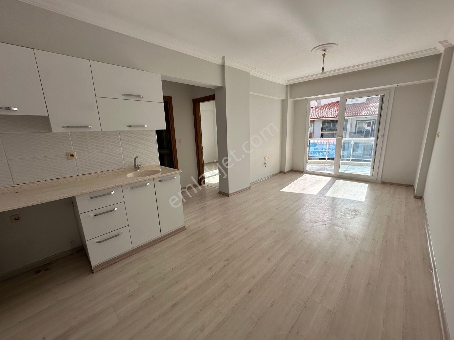 Değirmendere'de Havuzlu Site İçerisinde Uygun Fiyatlı Kiralık 2+1 Daire - Görsel 3