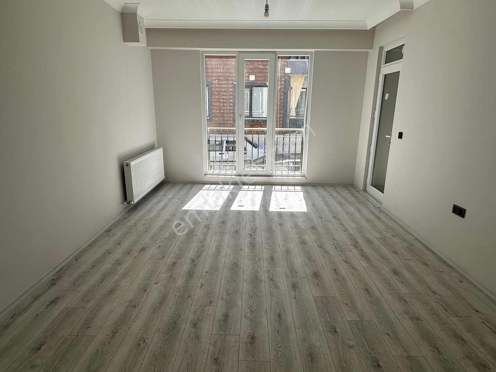 Kemalpaşa Mah. Doğalgazlı Cam Balkon Geniş Kiralık Daire - Görsel 8