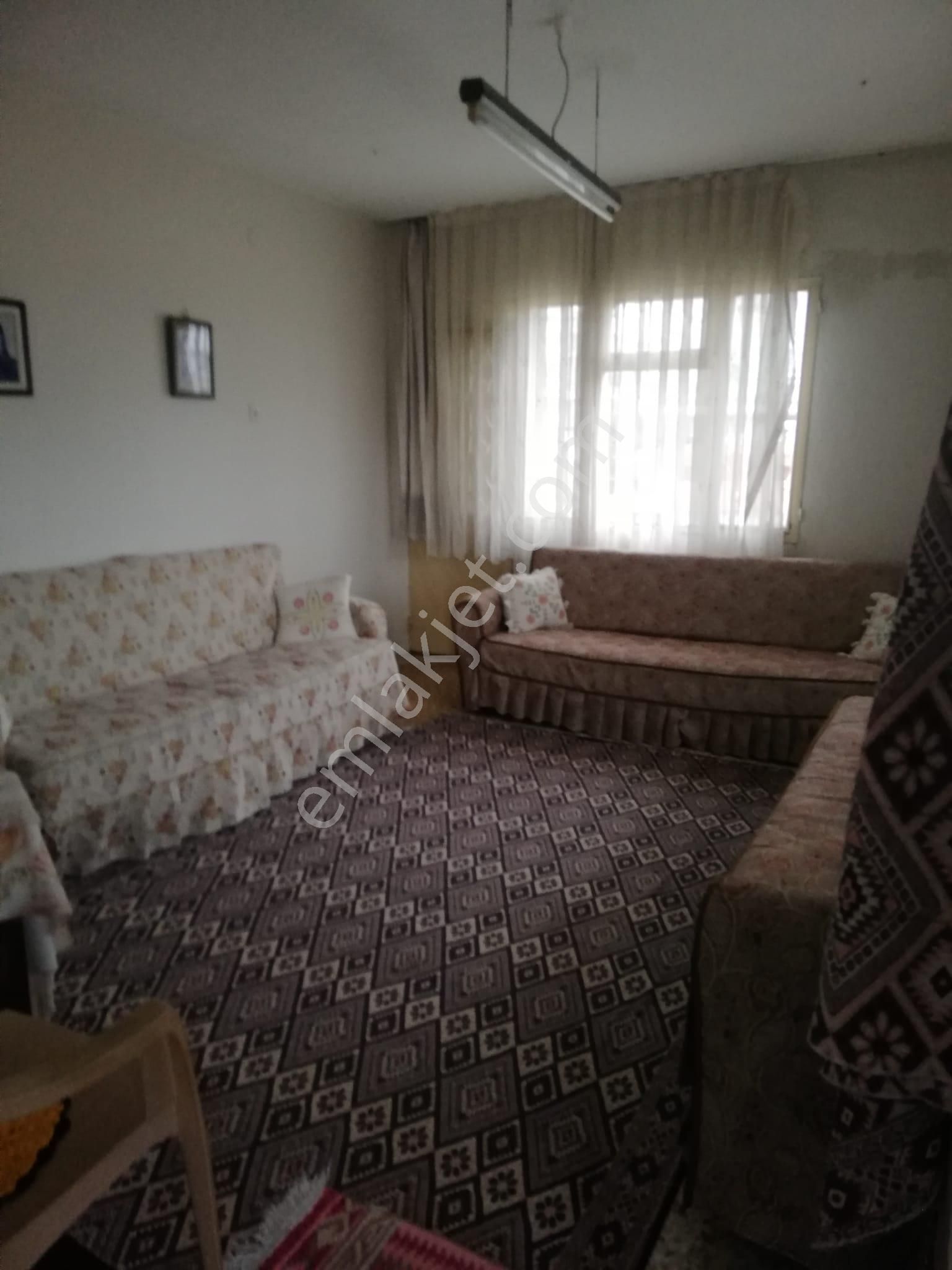 Söke Emlak Ofisinden Sazlı Mahallesinde Satılık Müstakil Ev